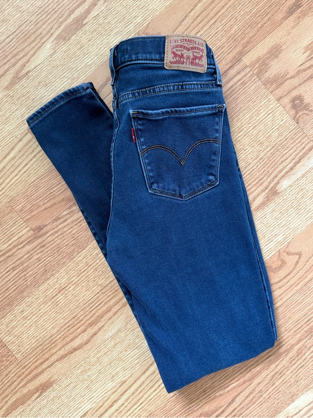 Levi's 710 Super Skinny Jeans